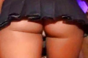 Câu lạc bộ đêm whores