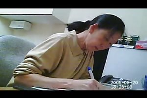 Thực nữ bác sĩ, 2