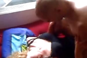 Vợ lần đầu tiên với một người đàn ông khác