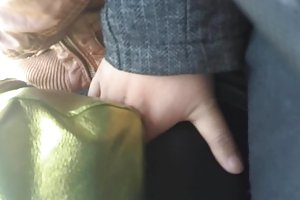 Để tìm thấy một người phụ nữ chân trên xe buýt(phần 2)