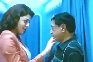 Tiệc ngày nóng hôn với một người đàn ông vô hình xóa clip