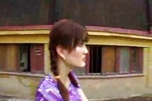 Trẻ, ở nơi công cộng